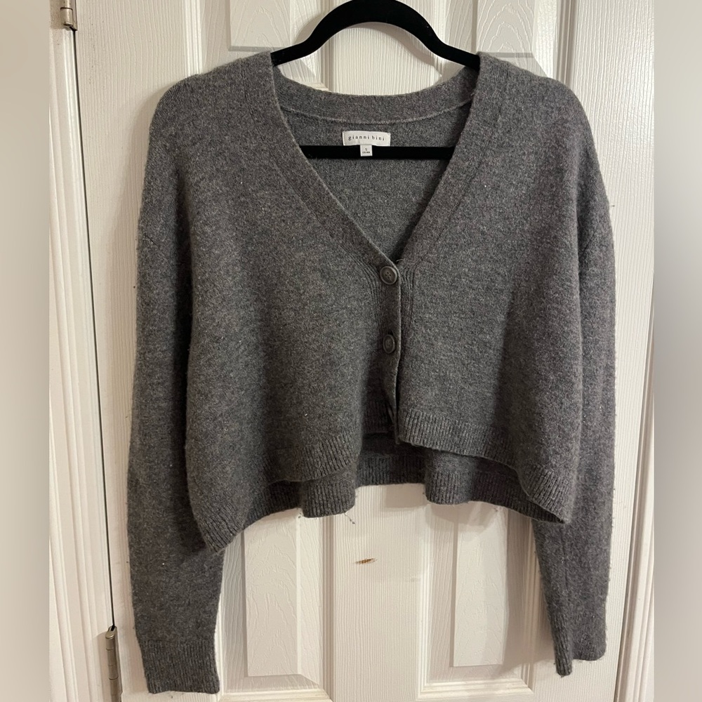 Grey crop sweater!!!
